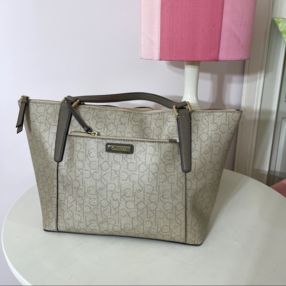 Calvin Klein Handbags - CALVIN KLEIN tote bag